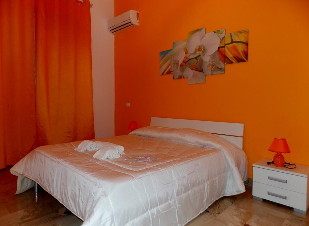 Case Saniela Terrasini Habitación foto